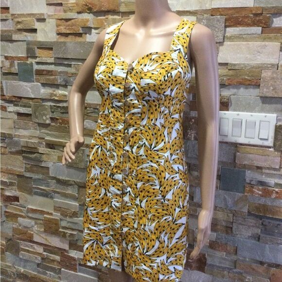 FARM RIO Spotted Bananas Cross-Back Mini Sress - Picture 4 of 11